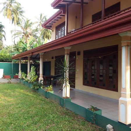 Shanika Apartment 02 Bentota Bagian luar foto