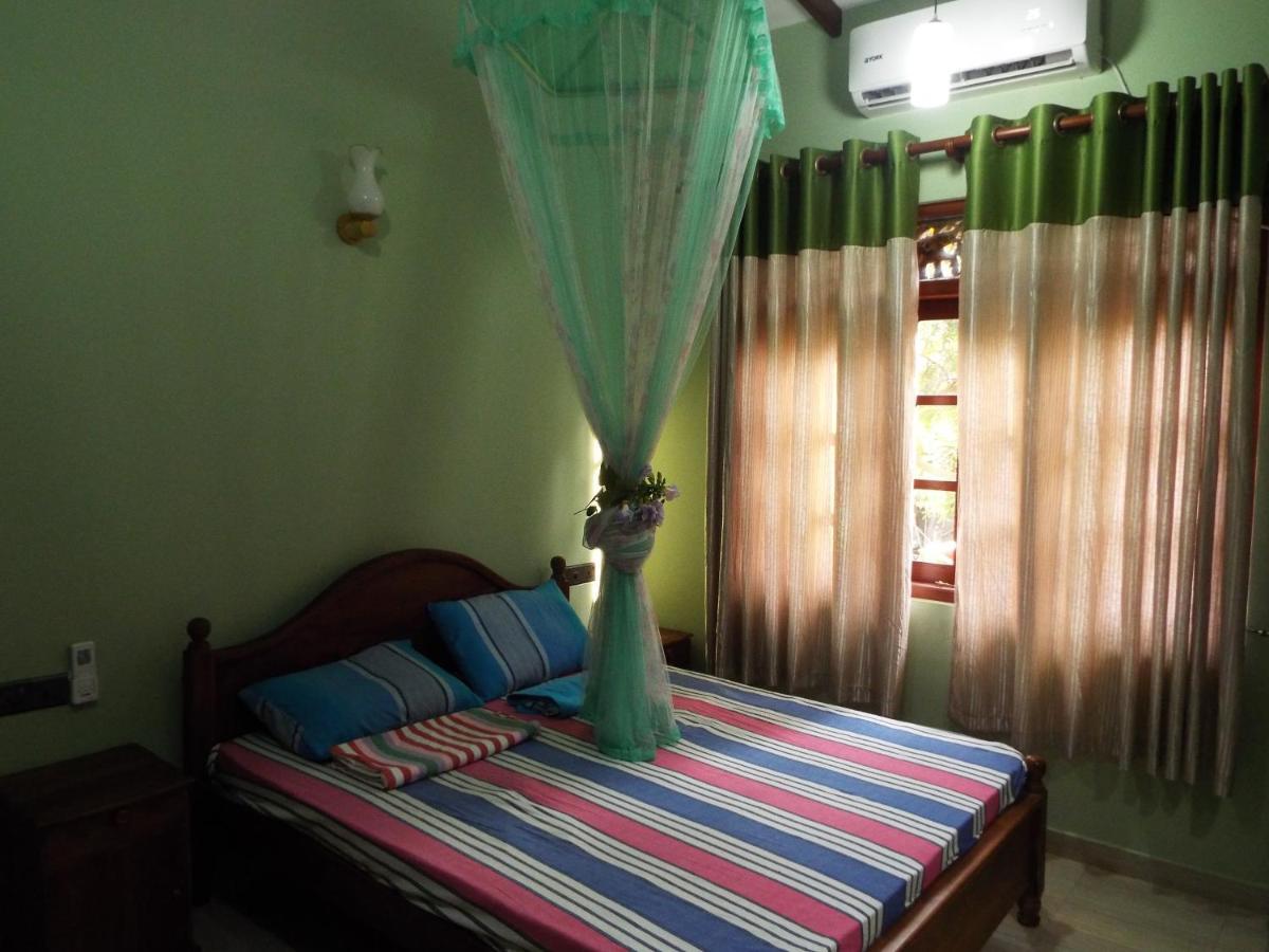 Shanika Apartment 02 Bentota Bagian luar foto